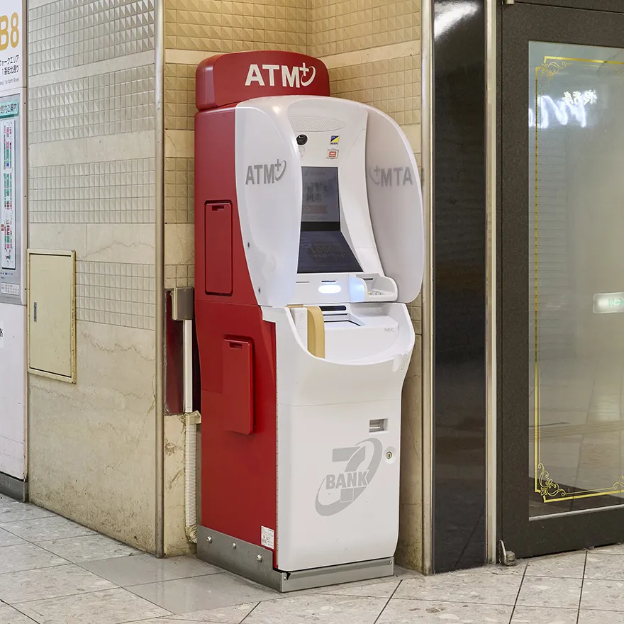 按照SEVENBANK ATM、1号街北[I]